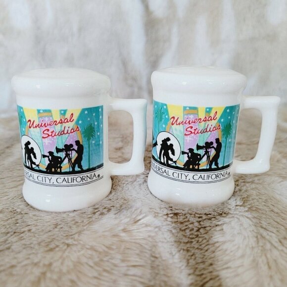 Vintage Universal Studios Salt & Pepper Shakers Universal City, CA Karol Western - Picture 1 of 9